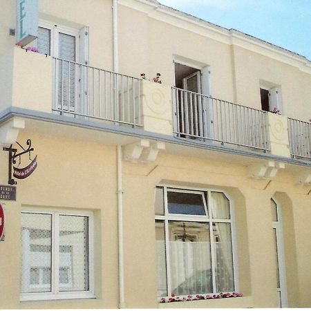 Hotel De L'Arrivee Fouras Zewnętrze zdjęcie
