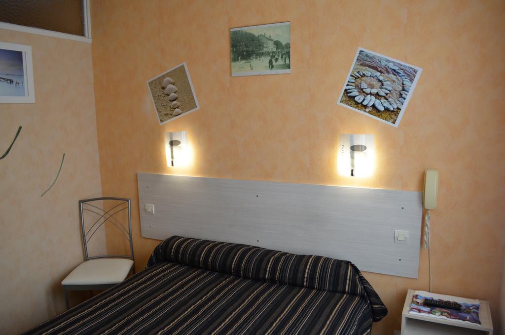 Hotel De L'Arrivee Fouras Zewnętrze zdjęcie