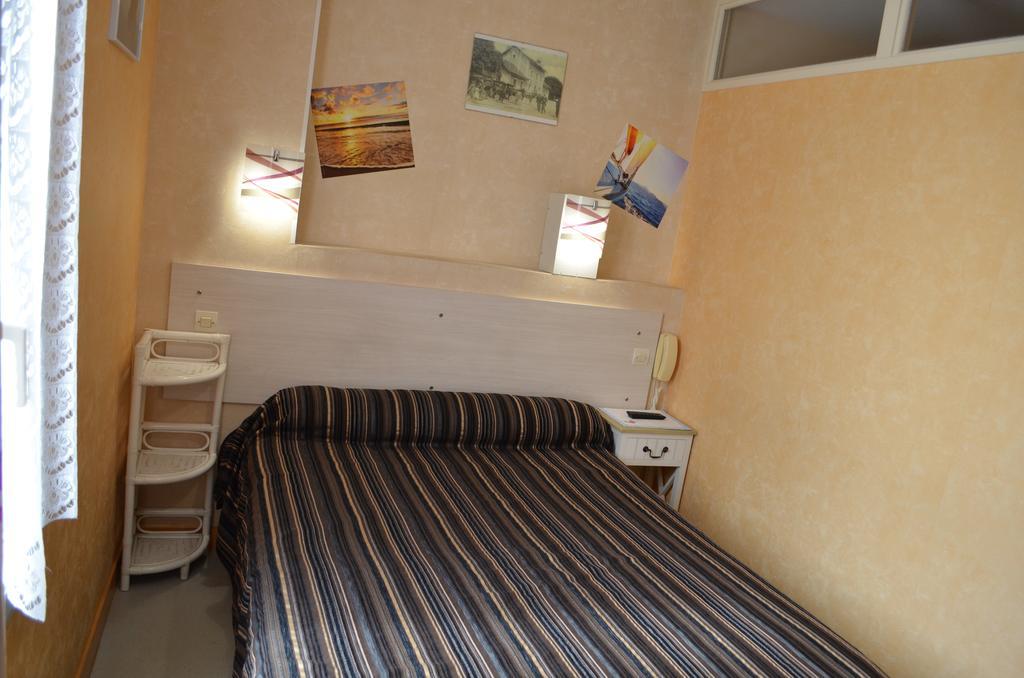 Hotel De L'Arrivee Fouras Pokój zdjęcie